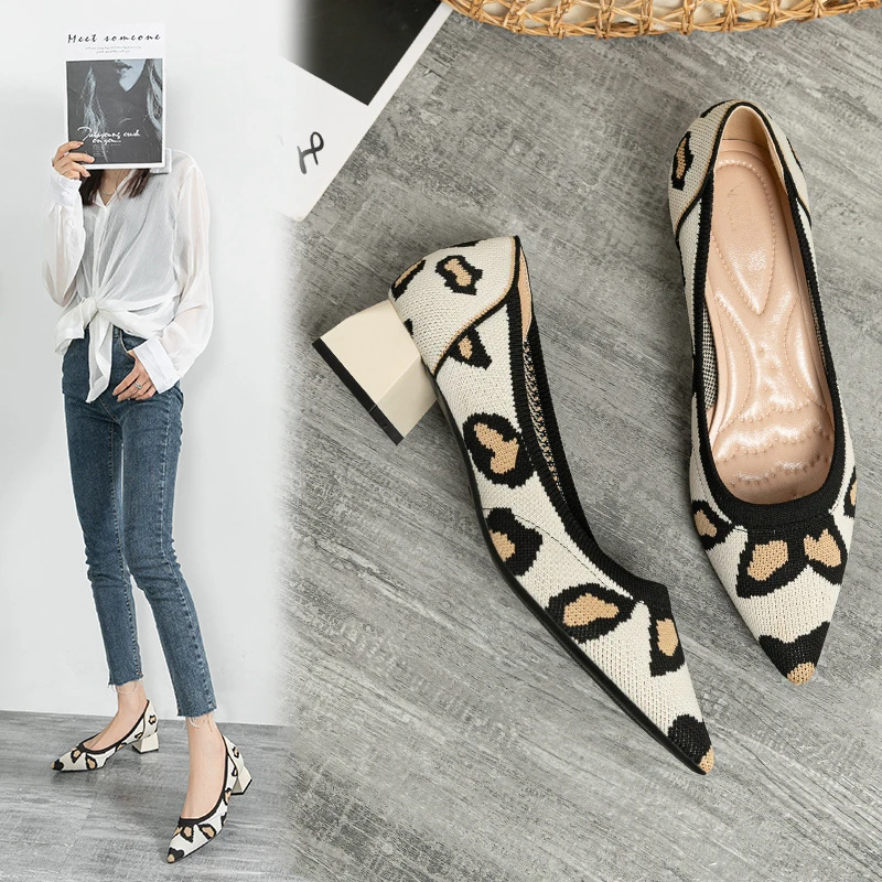 

Classic Princess Pointed Toe Low Heel Shoes Pure Desire Color Shallow Mouth Block Heel Elegant Versatile Casual Fashion Daily