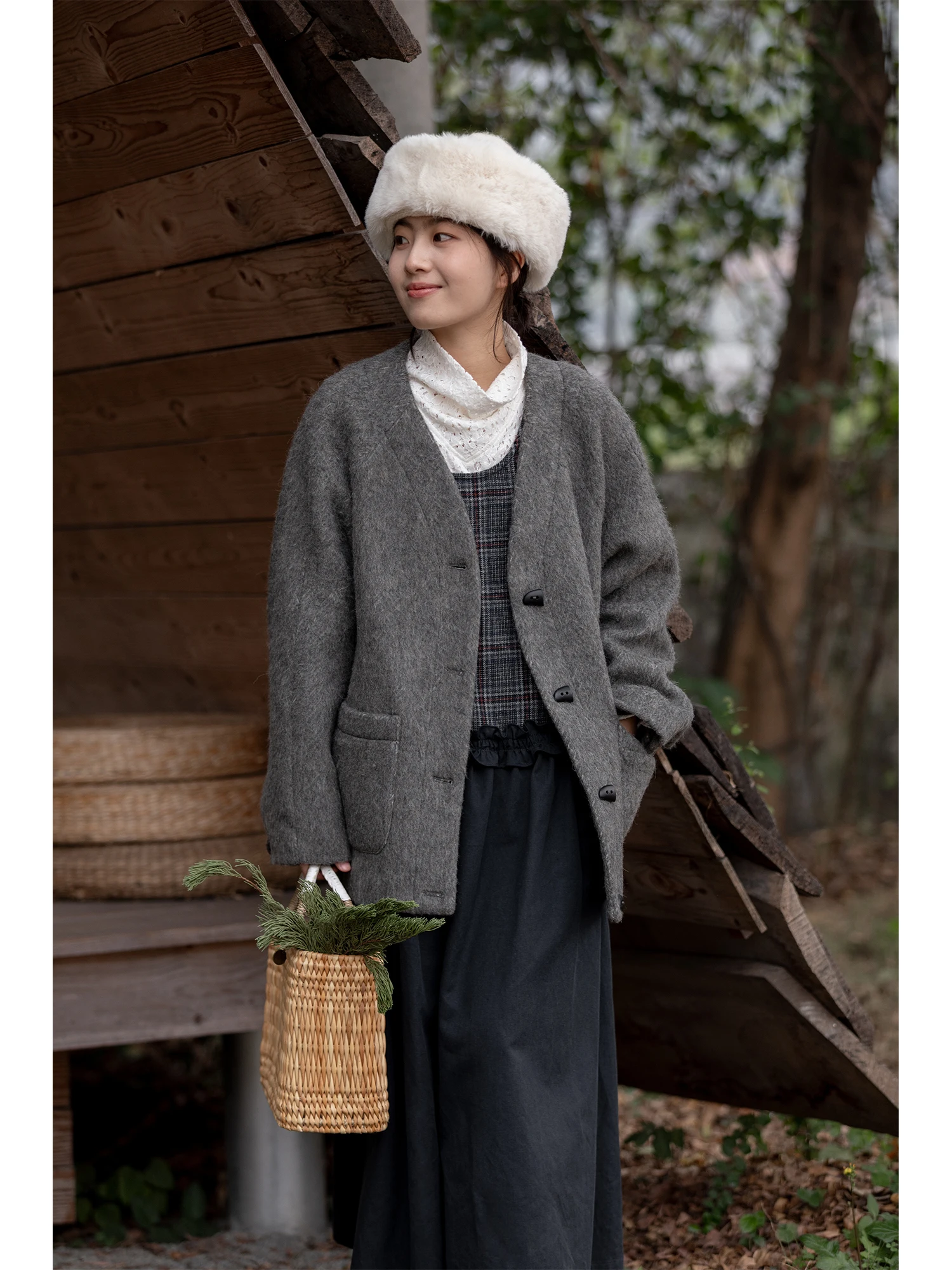 

Ele ey Classic V-Ne Wool Blend Coat Casual Sle Long Sve Women's Faion Outerwear with 50% Wool Content