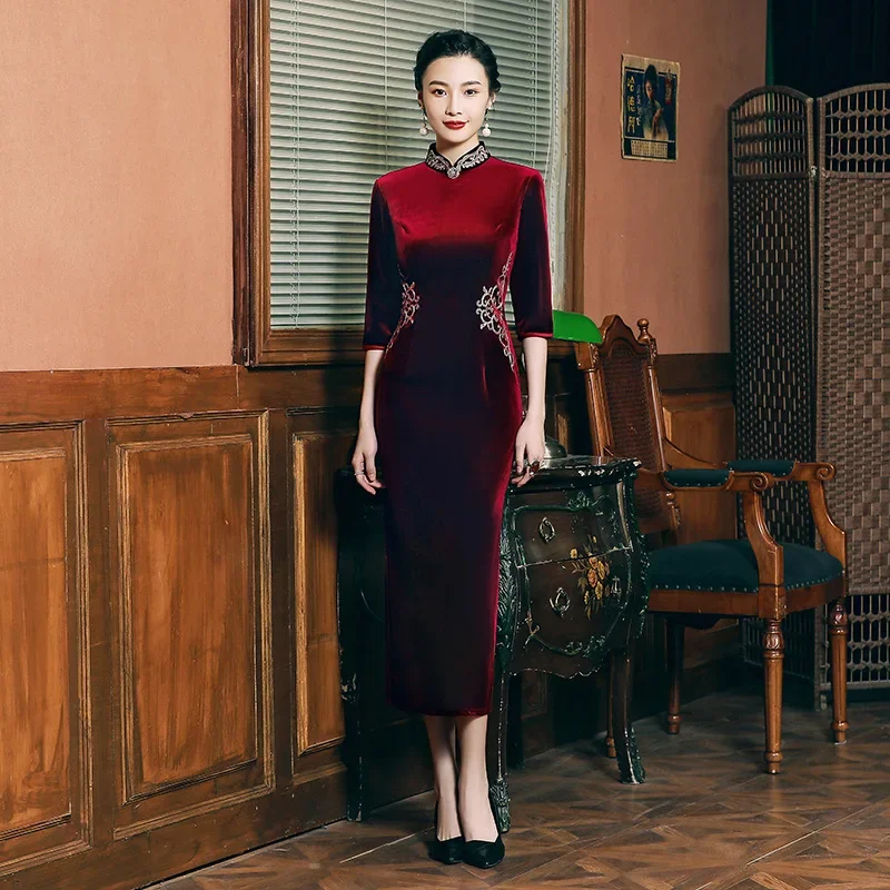 Yourqipao High-End-Samt Cheong sam Herbst und Winter Chinesisch verbessert Langarm Qipao Mutter Hanfu Kleid