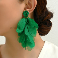Charm Flower Petals Elegant Beaded Charm Decor Piercing Dangle Earrings For Women Trend Luxury Design Wedding Party Jewelry Gift
