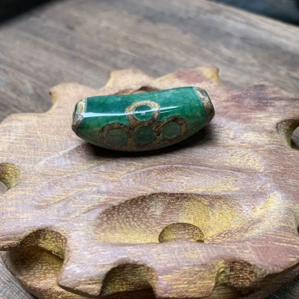 Tibetan natural old mine real jade natural agate five eyes lightning horn dzi bead necklace pendant pendant collarbone chain