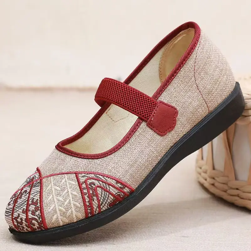 

Women Embroidered Flat sole Big Size Cloth Shoes Loose Round Toe Slip On Spring Summer New Middle Aged And Elderly Nude Shoes