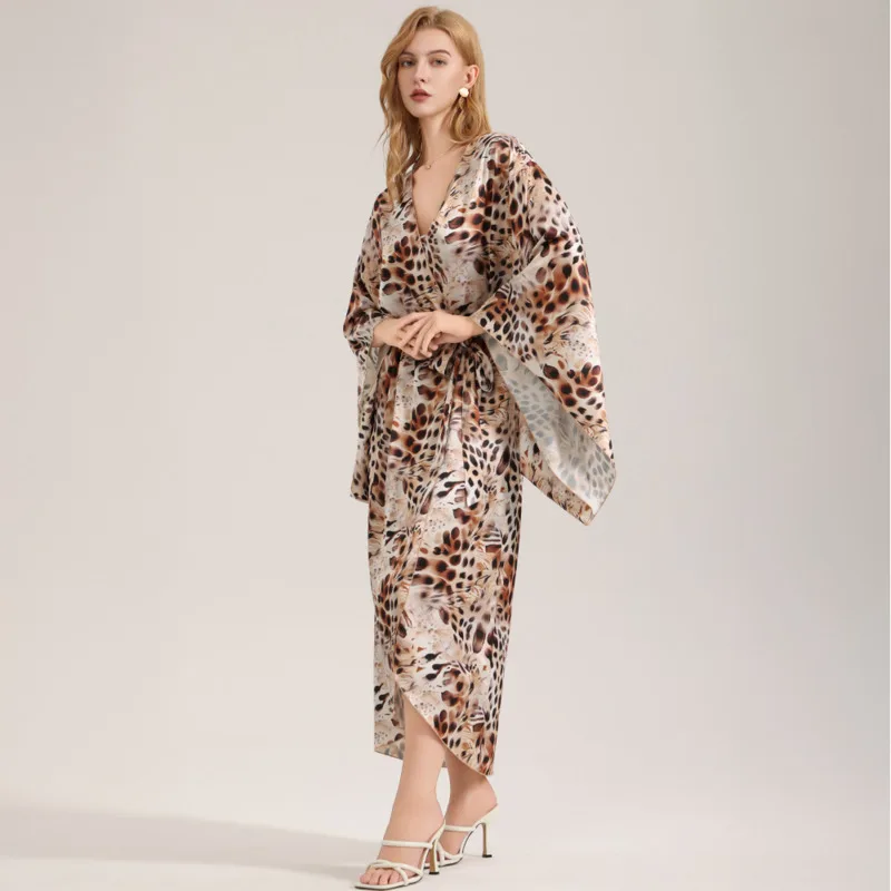 Luxury Sexy Loose Women Ice Silk Leopard Print Satin Chiffon Long Robe Nightgown Wild Luxury Homewear Sleepwear Loungewear