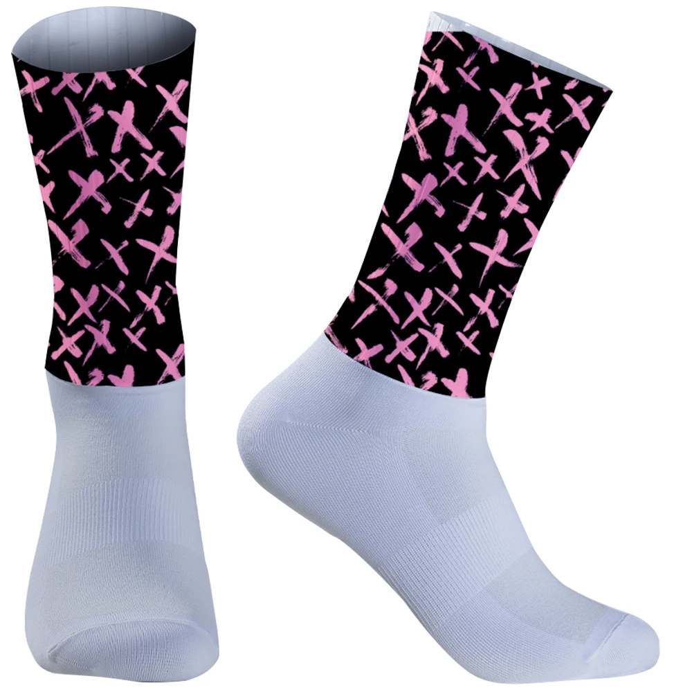 

Противоскользящий силикон и амортизирующая амортизация! Велосипедные носки делает ваши педали более стабильними и ваши ноги легше ступенчают