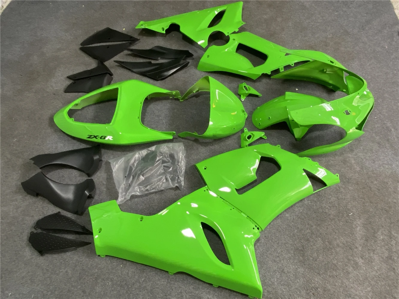 Motorcycle Fairing Kit Suitable for Kawasaki ZX-6R 05-06 Year 6R 636 2005 2006 Fairing Green