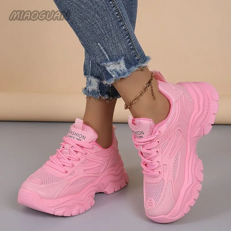 2024 New Casual Platform Women Sneakers punta tonda Mesh scarpe da donna autunno Fashion aumento traspirante confortevole Sport Tennis