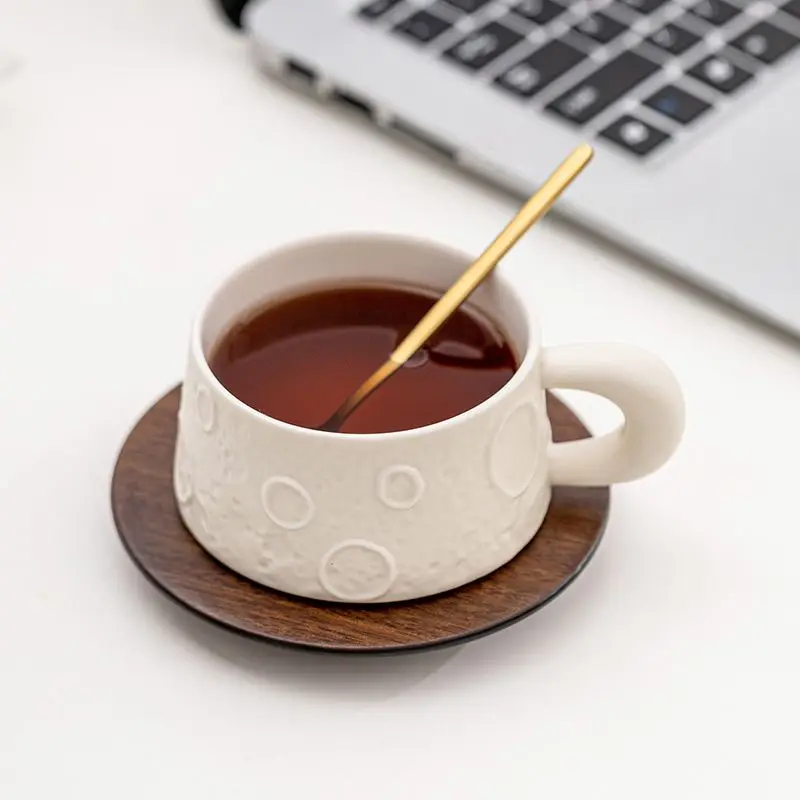 

Yogurt Beige Planet Coffee Cup And Plate Design, Niche Mug, Light Luxury High-End Ceramic Drinking Cup With Spoon