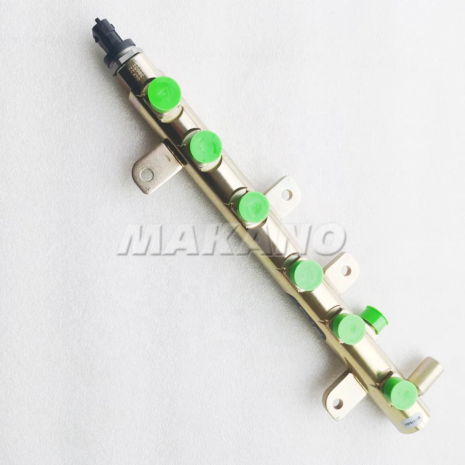 PC200-8 6D107 QSB6.7 Construction Machinery Engine Parts Common Rail Fuel Pipe Fuel Manifold 3977530 0445226042