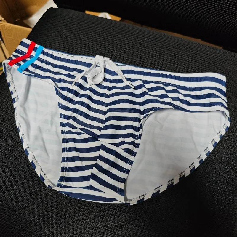 

original picture real shot New men's briefs are still anti-light printing foreign trade professional swimsuit briefs for men (2)