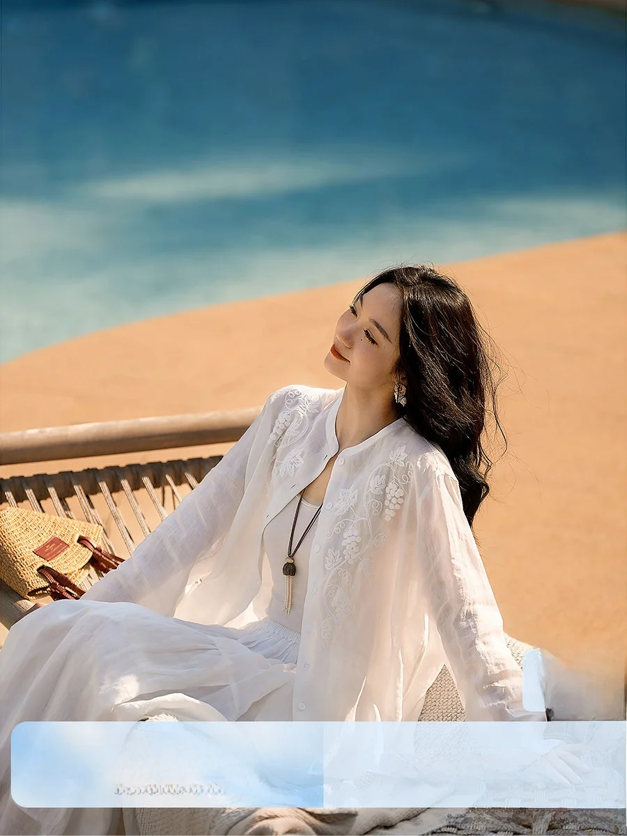 

Rustic Loose Fit Linen Shirt Vineyard Landscape Casual Style Women's Spring Shirt Breathable Comfortable Long Sleeve Shirt