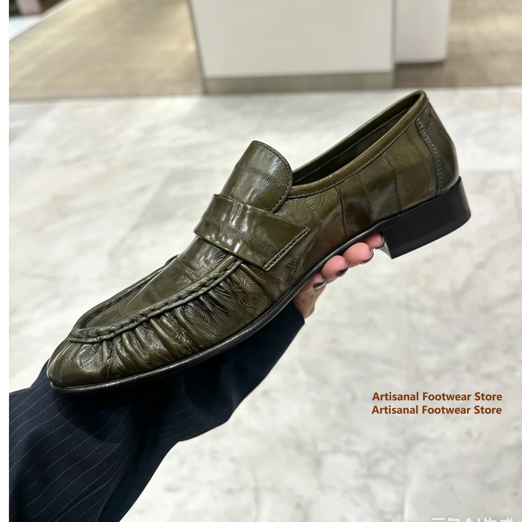Olive Green Wrinkled Leather Loafers Slip On Low Heel Casual Shoes Vintage Soft Leather Casual Dress Flats Trendy Men's Shoes