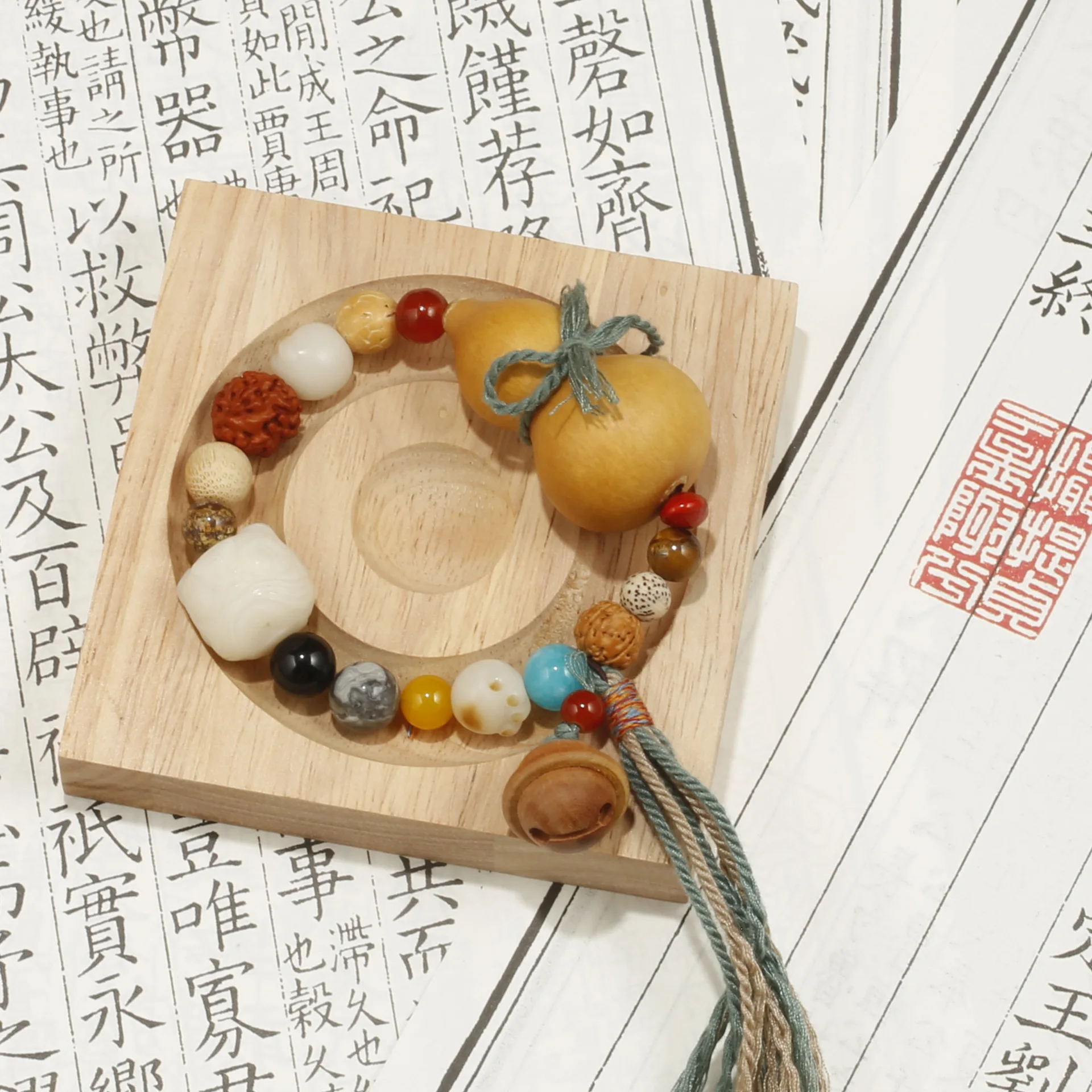 Original Duobao Natural Bodhi Awakening Lion t Grass Golden Gourd Artistic Bracelet Antique New Chinese Style Red Bean Jewelry
