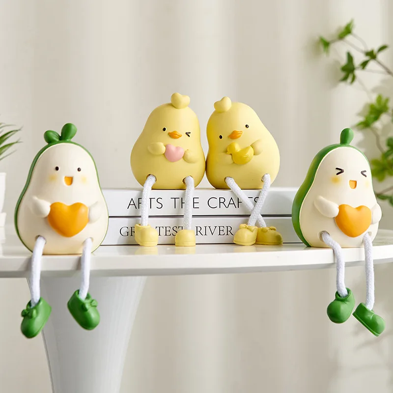 Creative Nordic Resin Hanging Dolls Home Decor Ornaments Home Office Cabinet Cartoon Miniature Hanging Leg Furnishing Craft Gift