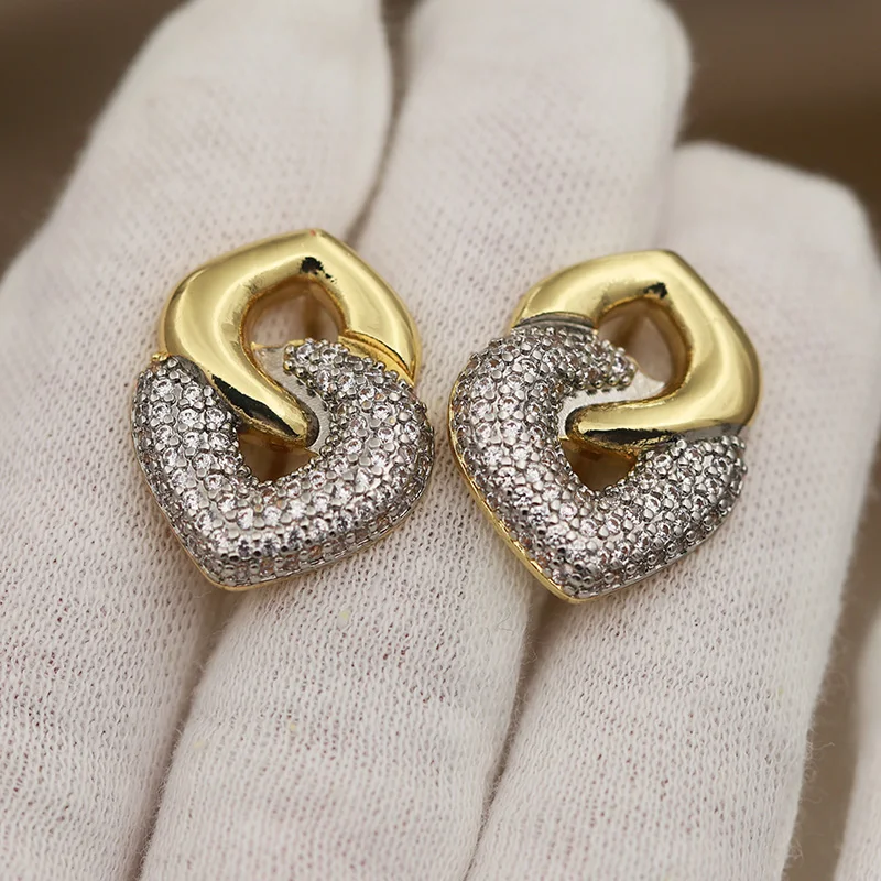 

New Sight Design Crystal Heart Stud Earrings for Women Fashion Brand Jewelry Delicate Zirconia Twist Earrings