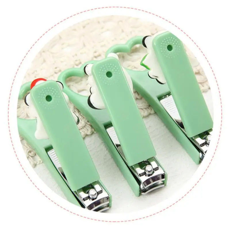 1~4PCS Cartoon Nail Clippers Easy To Carry Strong Anti-splash Nail Cutter Lovely Gift Panda Nail Clippers Sharp And Durable