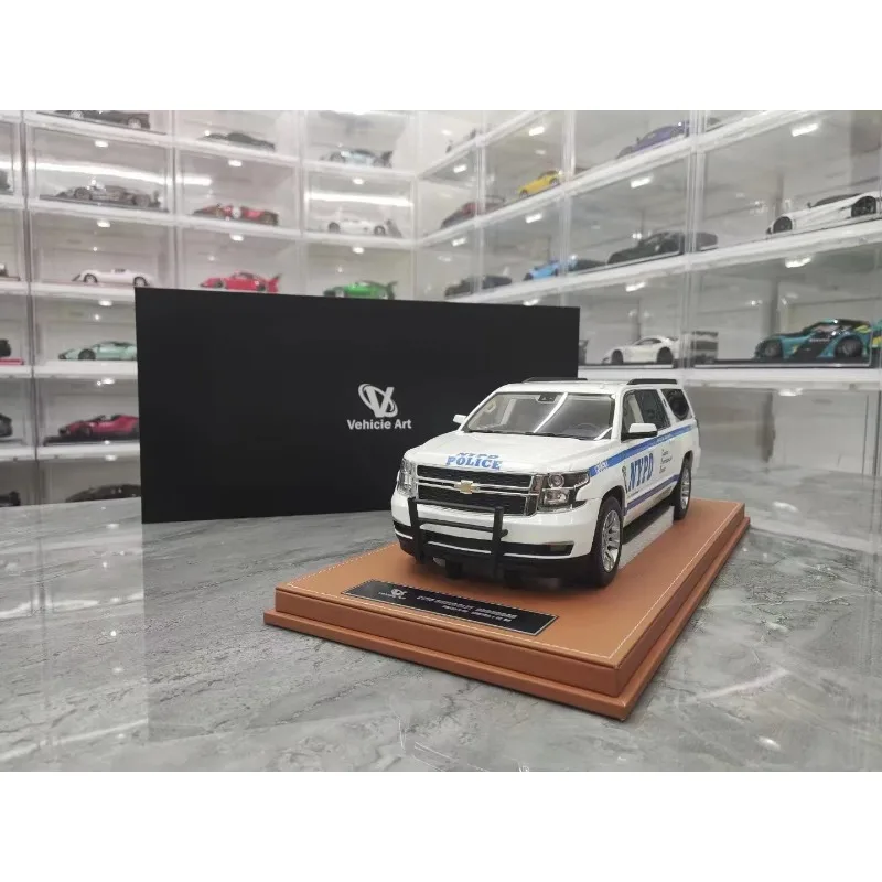 

Машина президента 1:18, 2008, модель модели автомобиля из смолы, игрушка для подростков, церемония пришествие, коллекционная, подарок на день рождения.