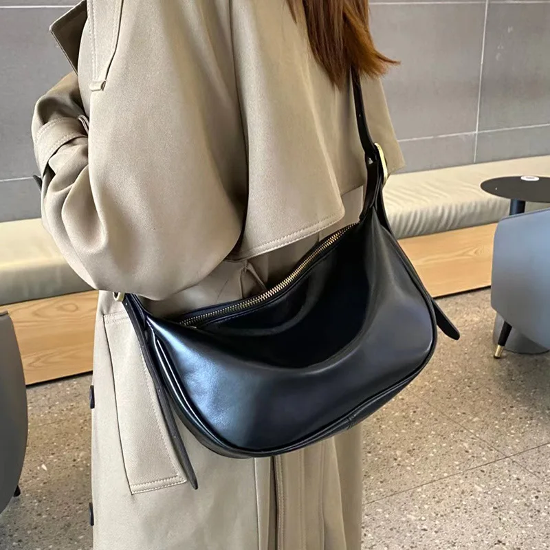 Dumpling bag women\'s bag leather armpit bag 2024 new fashion cowhide crossbody bag large capacity commuter shoulder bag