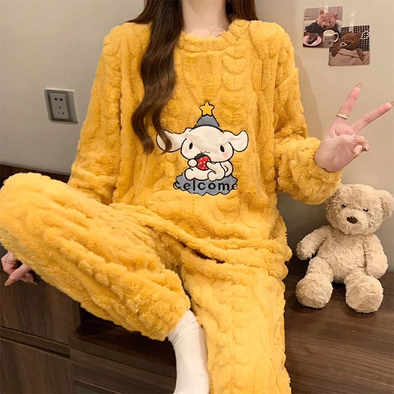 Piyama hangat bulu karang wanita Sanrio yukui Set pakaian rumah Pullover leher kru Jacquard lucu bulu domba musim gugur dan musim dingin