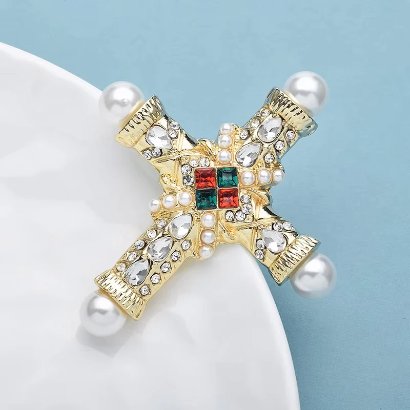 Wuli&baby Palace Style Cross Brooches For Women Men Pearl Rhinestone Baroque Cross Party Casual Brooch Pins Gifts