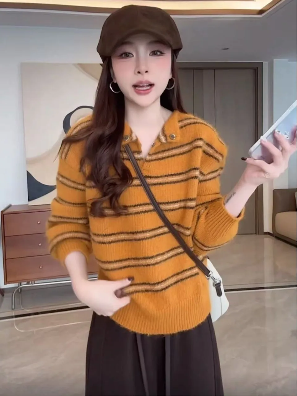 Blusa de Malha Fena Larga com Decote em V trada Laranja para Outono e Inverno, Efeito Emaecimento, Estilo Casual