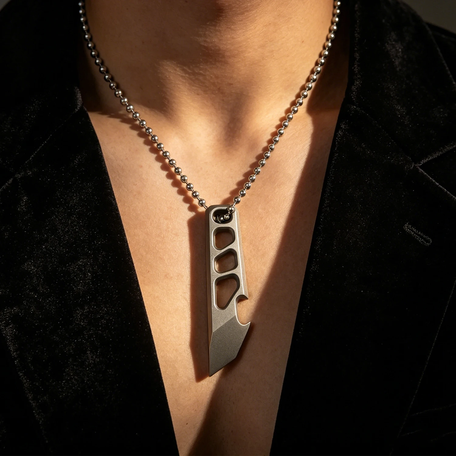 

Daily emergency mini tools, industrial style pendant necklace, titanium alloy durable