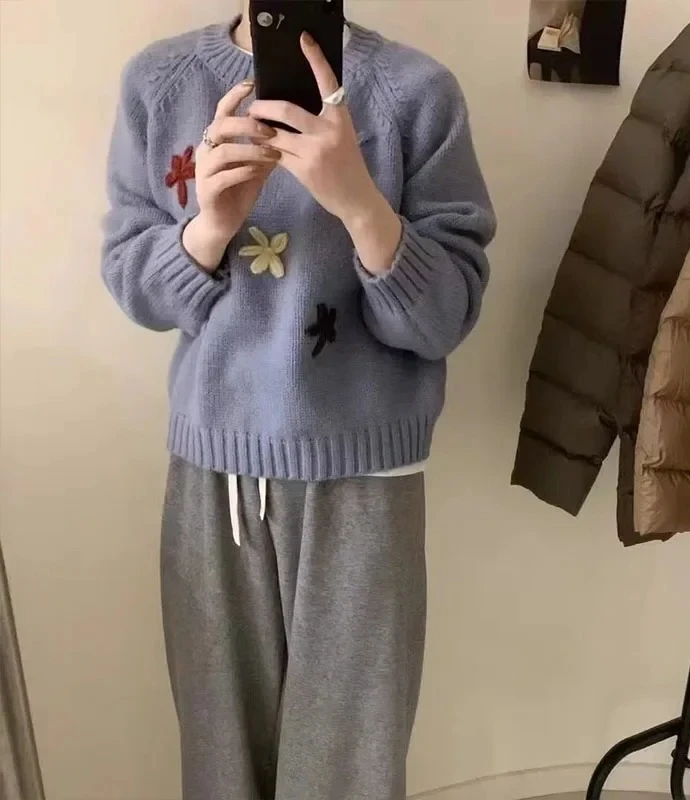 

Autumn Winter New Fashion Chic Embroidery Pullovers Comfortable Warm Soft Wool Knitted