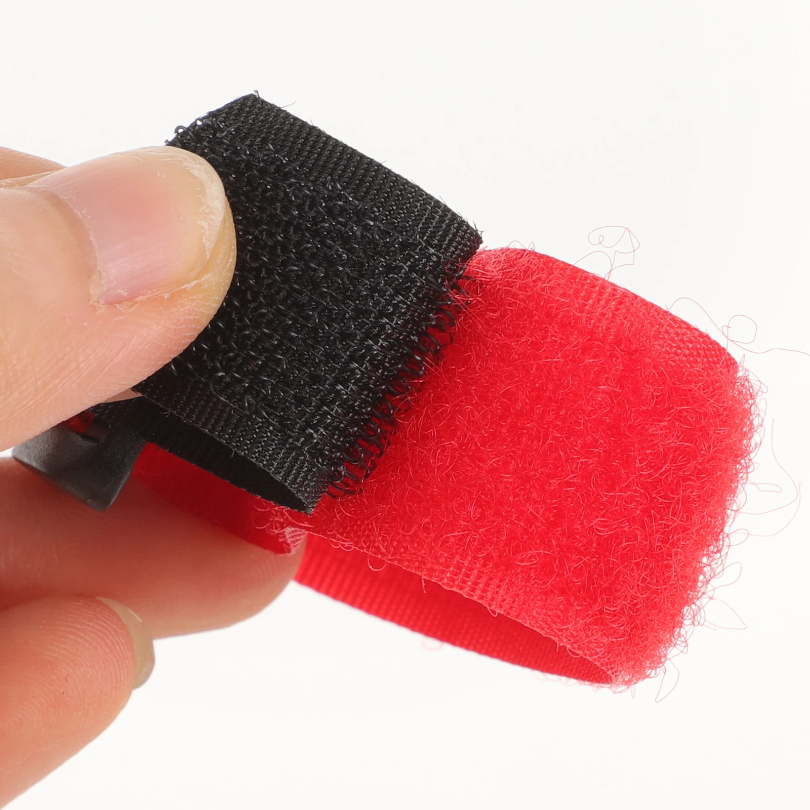 

8Pcs Anti-Crowing Collars Chicken Neck Belts Durable Poultry Stop-Screaming Bands Poultry Collars Anti-Crowing Neckbands