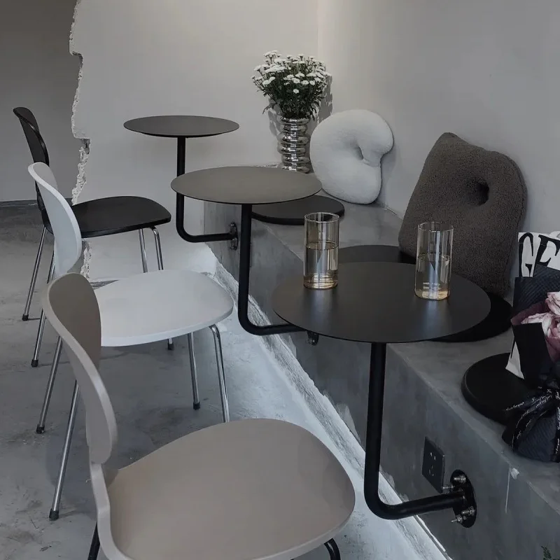 Tavolo da parete, tè al latte, negozio di dolci, caffetteria, tavolo da stand, tavolo sospeso contro il muro, tavolino rotondo nero da parete