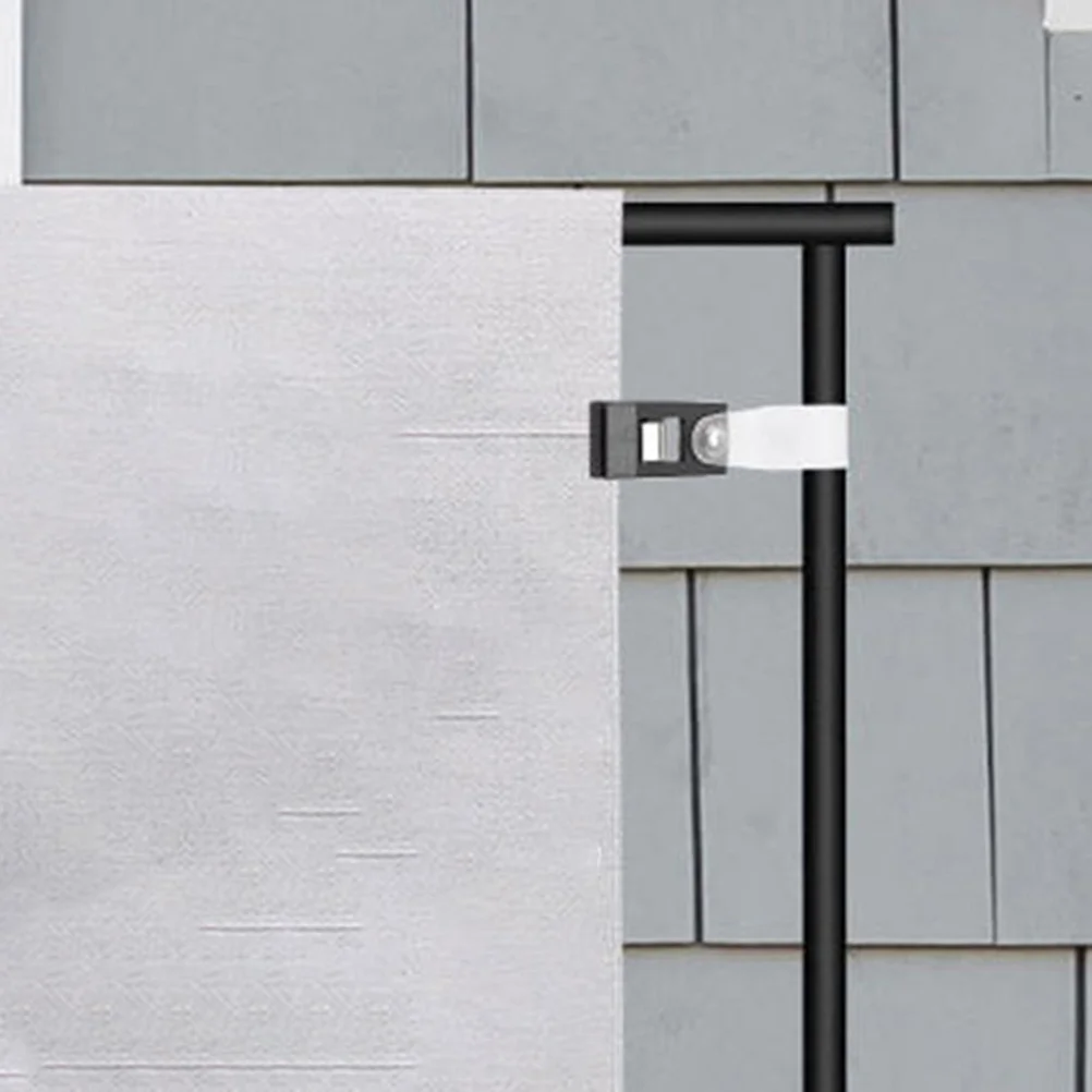 

40Pcs Windproof Garden Flag Clips Durable Weather Resistant Holders Anti- Flag Weights for Wind Yard Banner Clips