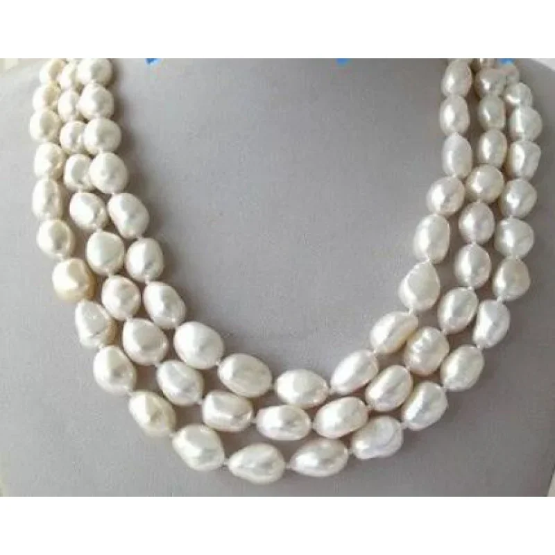 

3 Strands 8-9White Baroque Freshwater Pearl Nelace