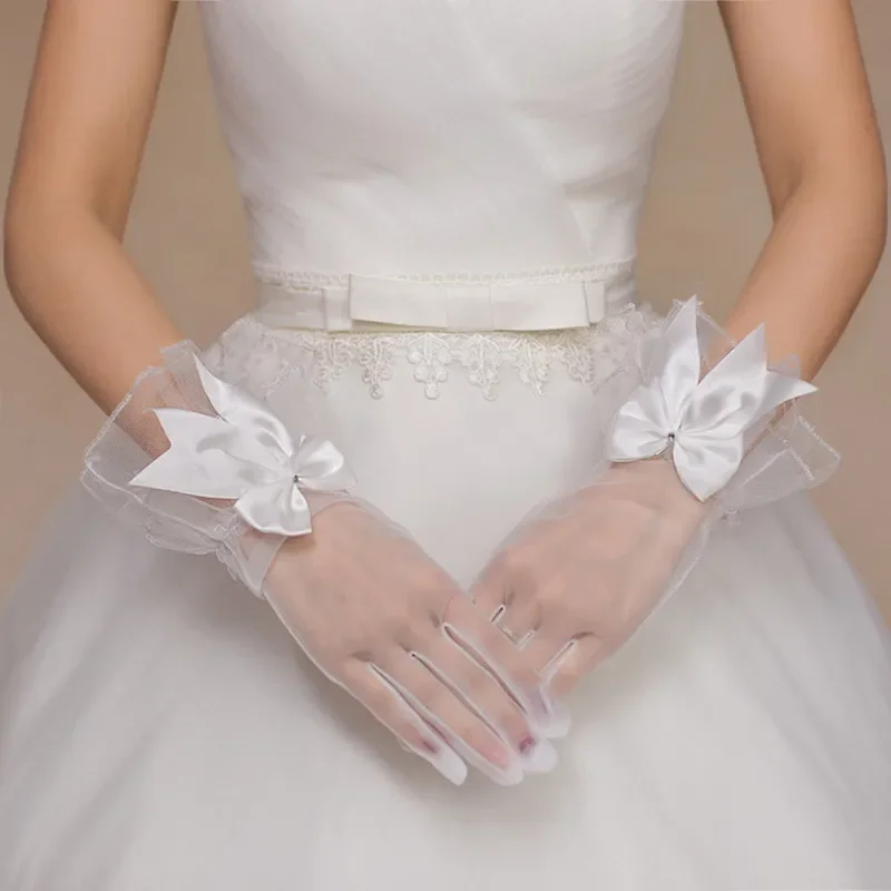 

Short Bridal Gloves with Bow Tulle Full Finger Wrist Length Brides Bridesmaid Marriage Gloves Women Wedding Accessories