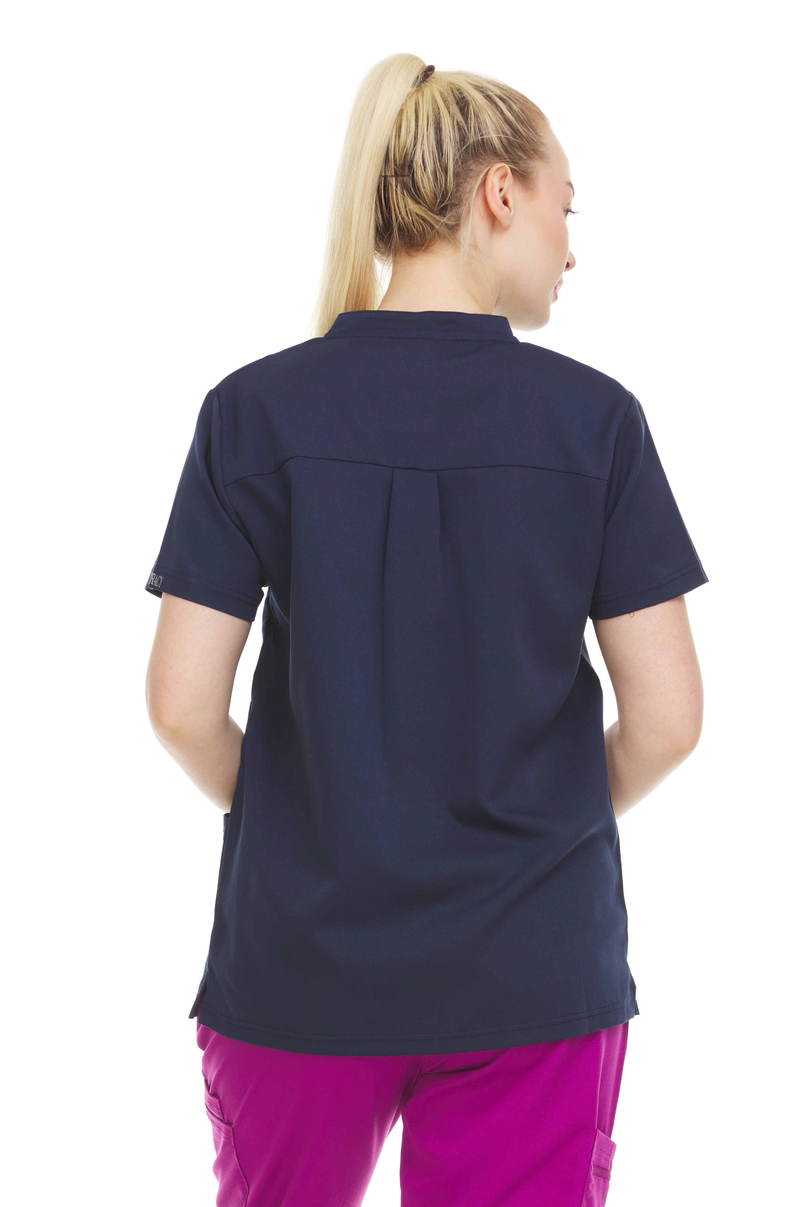HEAL+WEAR Women Classic Scrubs Top V-Neck Short Sleeve With Pockets Making It A Reliable And Essential Part Of Your Workwear