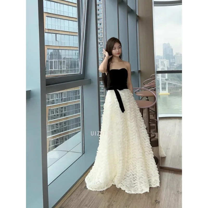 Luxury A-Line Wedding Party Gowns Women Sexy Velvet Strapless Sleeveless Formal Evening Dresses Black Lace Up Bow Prom Dress