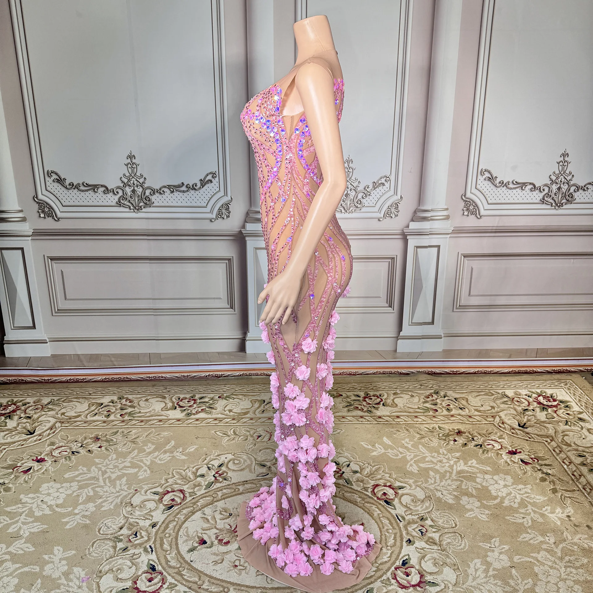 

Sexy High Slit Luxury Lavender Sleeveless Evening Gown Embellished With Exquisite Beaded Sequin Embroidery and 3D Floral