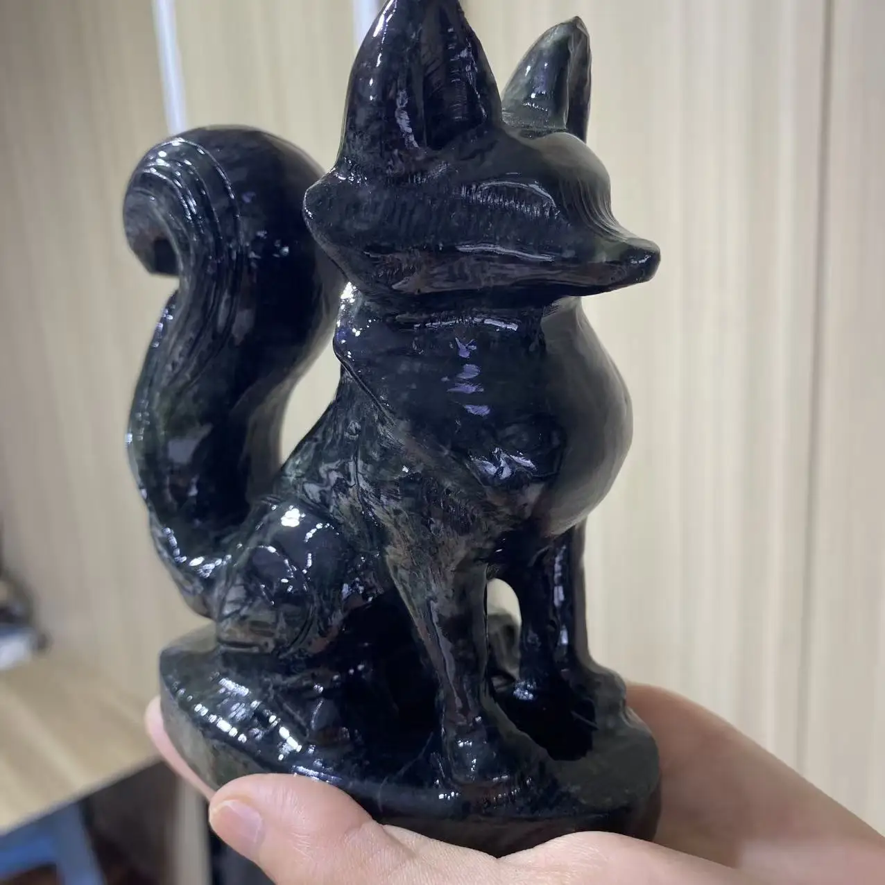 Natural tree jade crystal carved fox, enhancing vitality, home decoration, purifying meditation, divination, gift