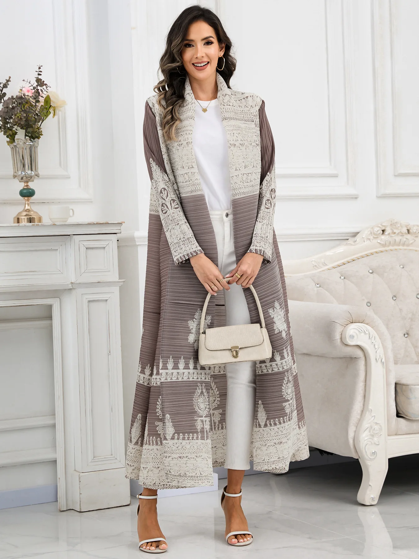 Ropa de mujer de Oriente Medio Dubai Arabia Saudita abaya moda plisada estampada Miyake abrigo largo abaya plisado
