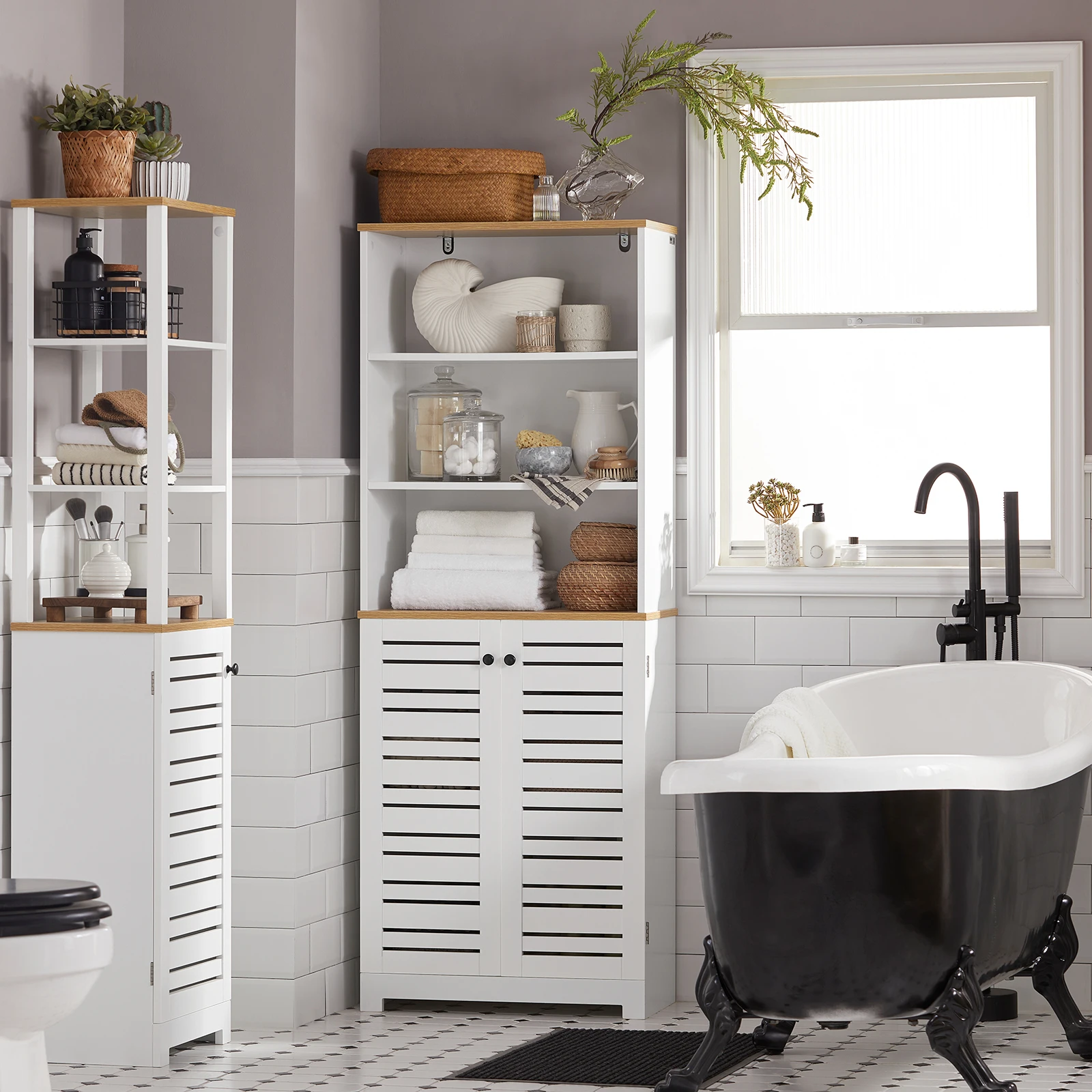 SoBuy BZR44-W Badkamer Bad Kledingkast Opbergkast Badkamer Kledingkast Met 3-Compartimenten En Latten Deur Keukens Kledingkast Badkamermeubel