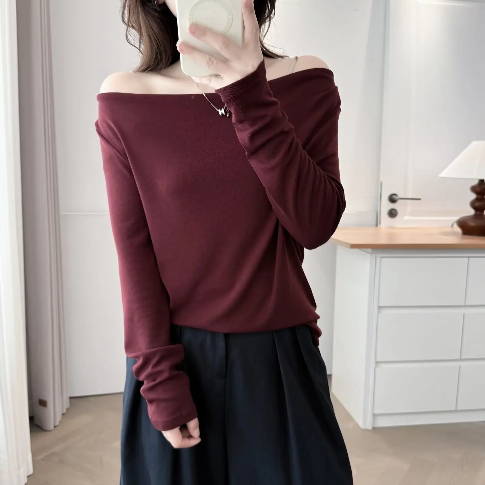 

Fashion Plus Size Women's T-Shirt Autumn Style Off Shoulder Long Sleeved Solid Color Tops 019