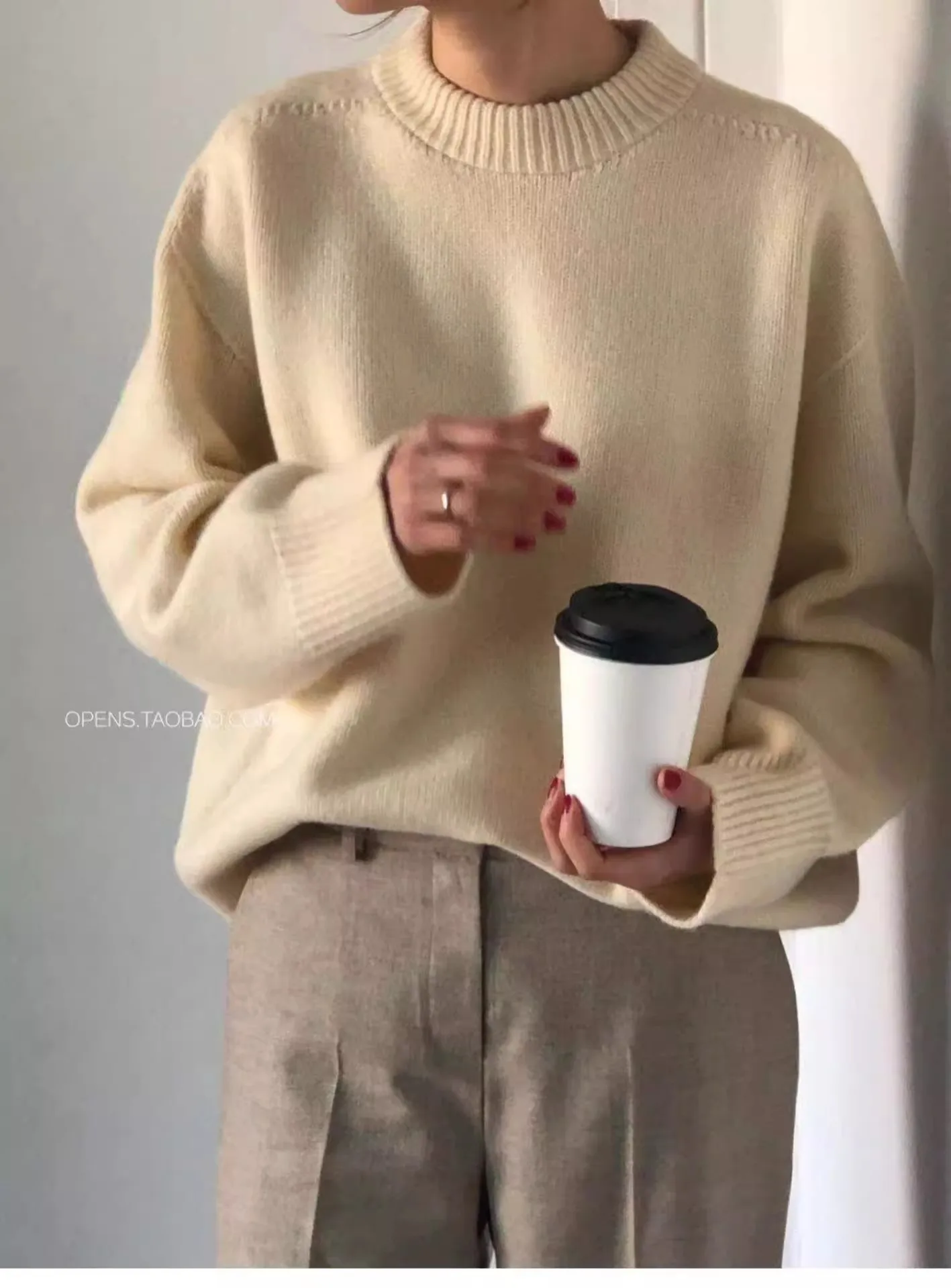 European goods heavy autumn and winter thickened loose soft waxy cashmere sweater women round neck short solid color sweater swe