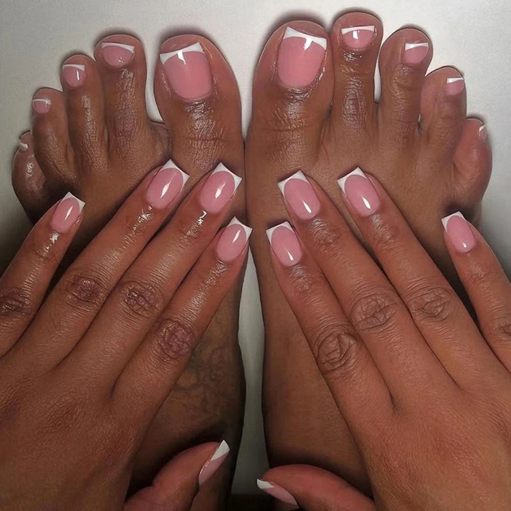 48-teiliges französisches Fuß- und Handnagel-Set, kurze, quadratische, künstliche Zehennägel, vollflächige, hautfarbene künstliche Nägel für Frauen, für den täglichen Gebrauch.