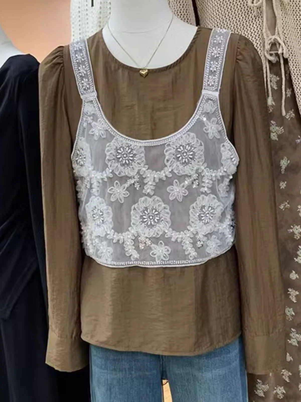 

Sweet Young Women's Chiffon Top 3D Beaded Flower See-tough Vest Versatile Layering Design Korean Sle Bubble Sve Long S...