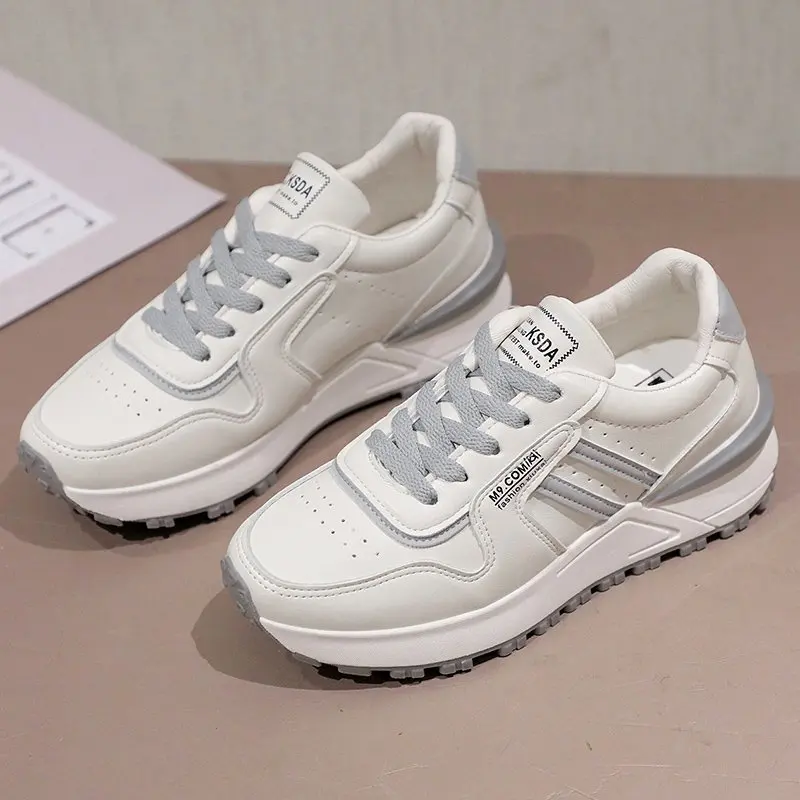 Zapatos Deportivos blancos transpirables y cómodos, zapatillas vulcanizadas con cordones, plataforma para correr, tendencia, novedad