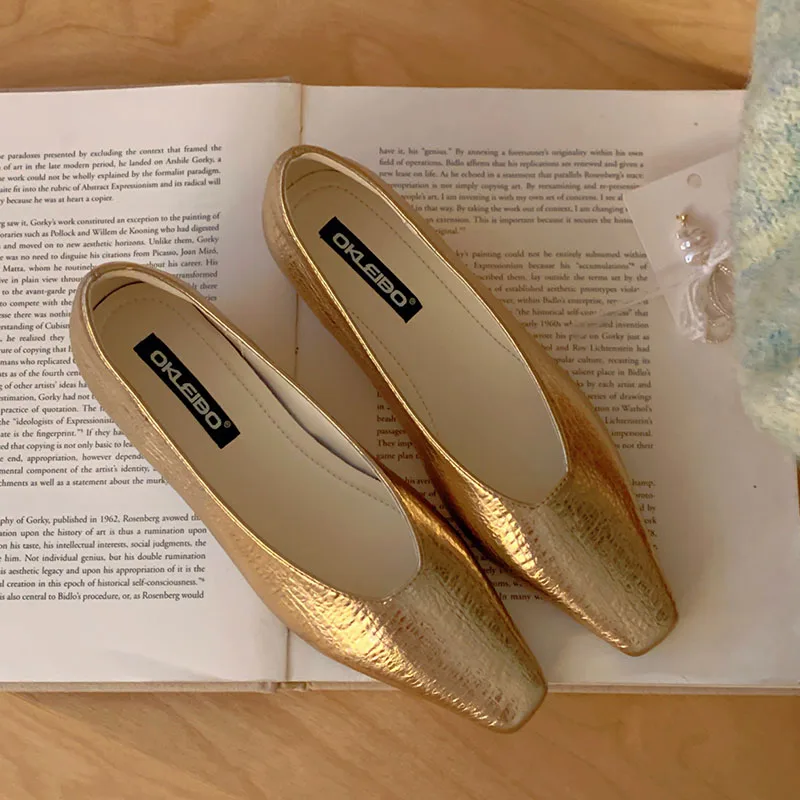 

2026 Red Gold Spring New Women Flat Shoes Fashion Square Toe Shallow Slip On Single Shoes Ladies Eelgant Outdoor Casual Dress