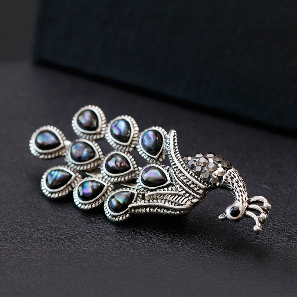 

Peacock Brooch Novelty Breastpin Pin Novelty Breastpin Rhinestone Brooches For Women Fashion Alloy Jewelry Accessory