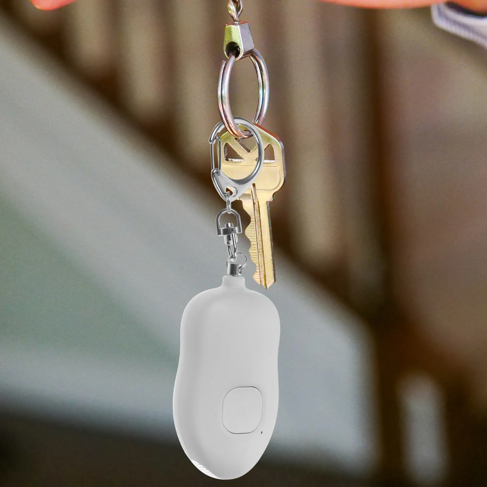 1pc Anti Wolf Alarm Flashlight 130Db Loud Sound Led Light Personal Security Alert Keychain Safety Device For Women Joggers