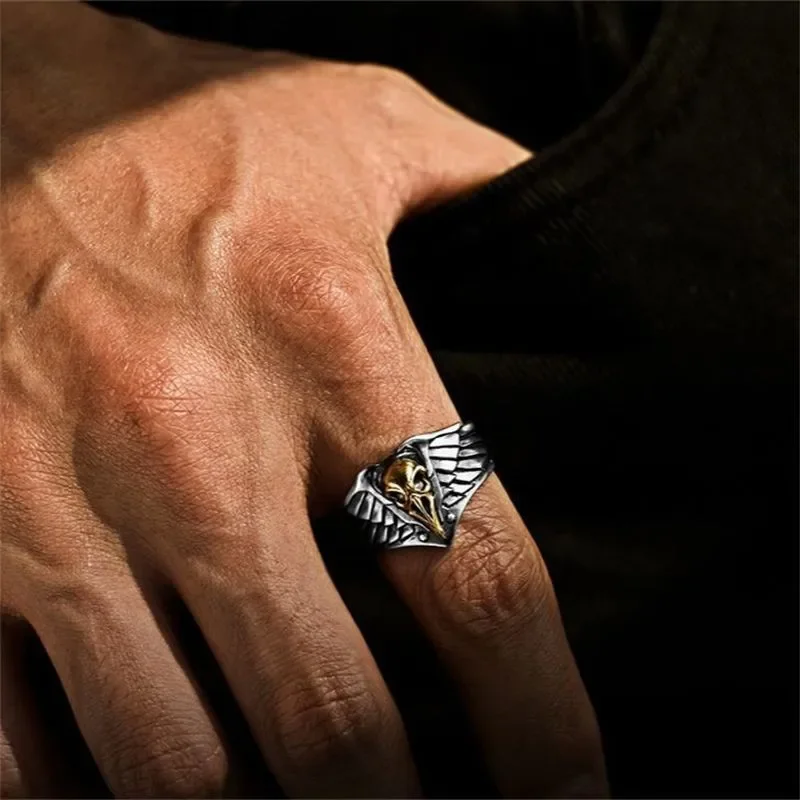Animation Game Impression Around Dark Crow Guards to Save the Star Black Wing Ring