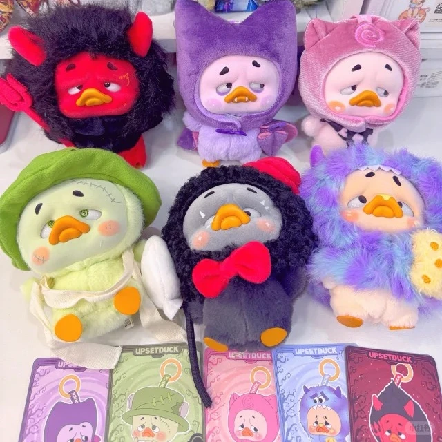 Upset Duck Colorful Player Duck Blind Box Vinyl Face Doll Mystery Box Anime Action Figure Surprise Bag Pendant Keychain Gifts