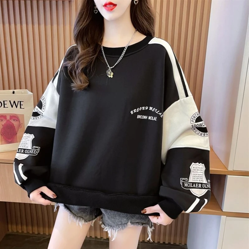 Felpa stampata a contrasto di colore per donna Abbigliamento coreano Abiti giovanili abbinati Emo anni 2000 Top pullover donna estetica