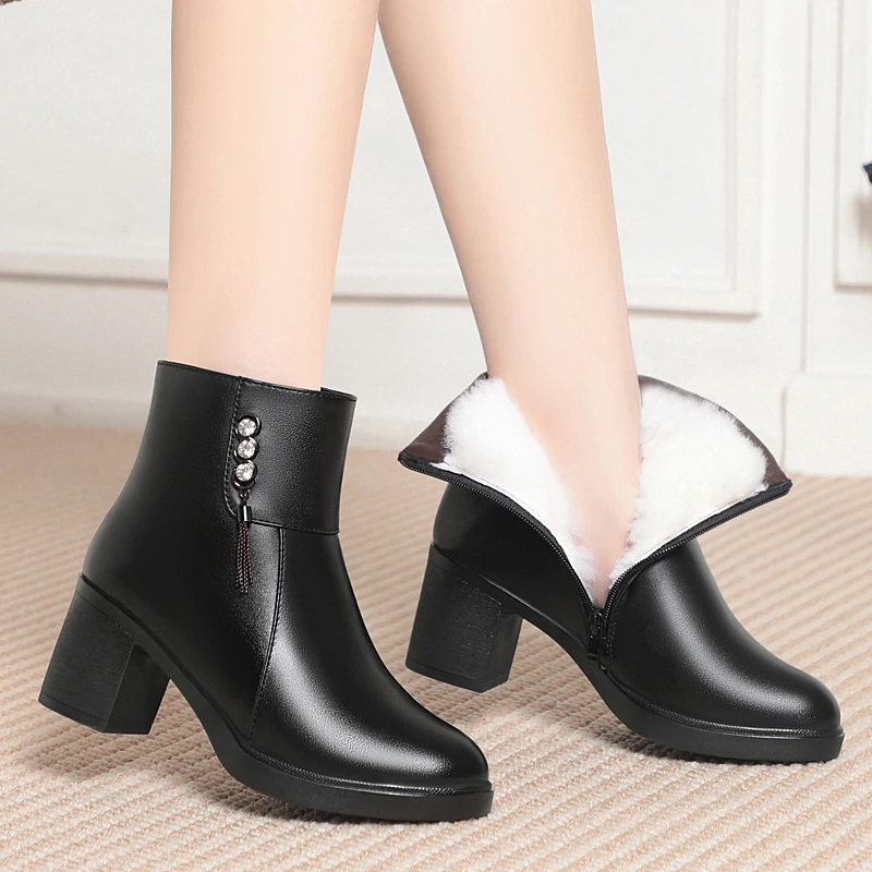 

Women Ankle Boots Thick Wool Warm Winter Short Booties Rhinestone Block Chunky Heel Anti Slip Platform Ladies Winter Shoes