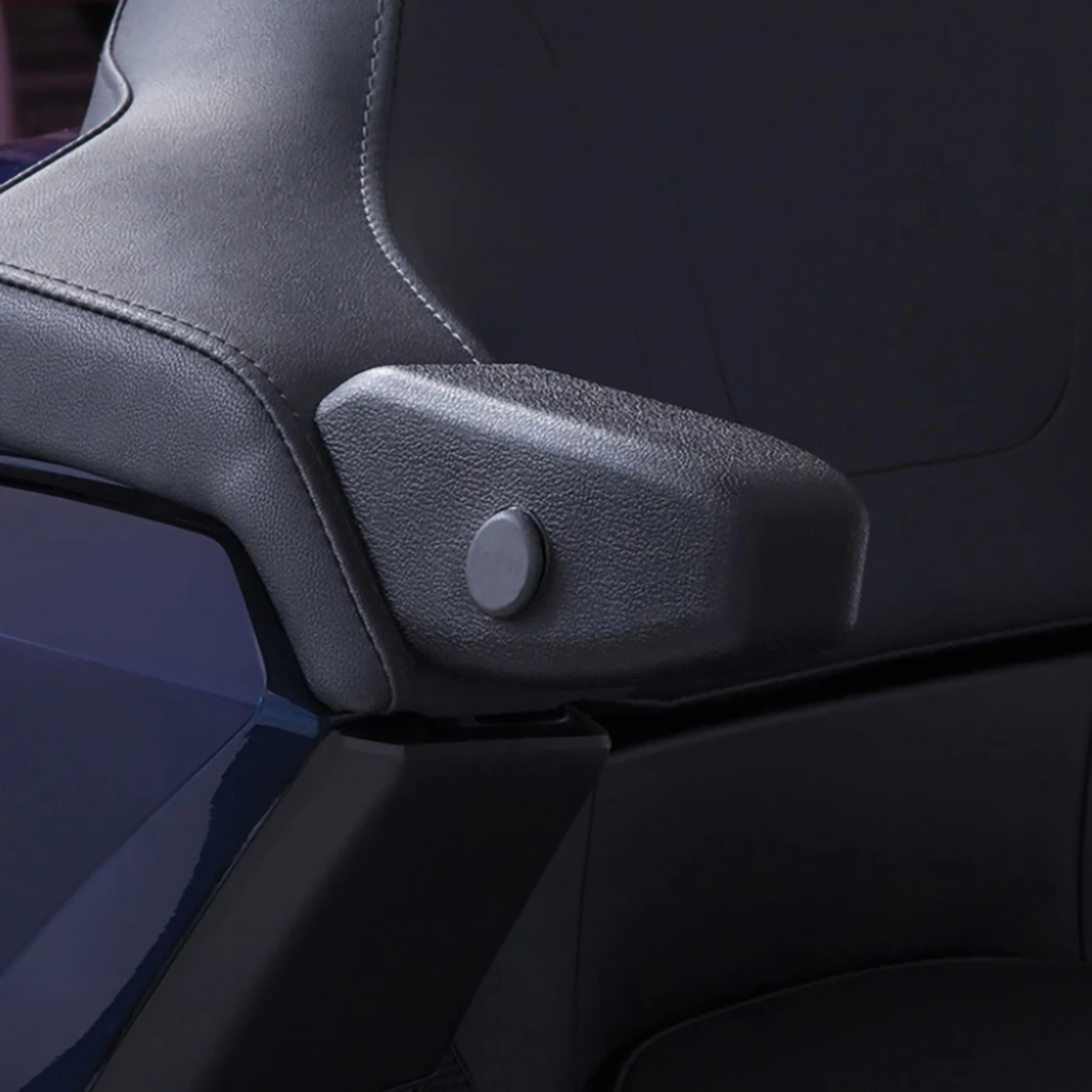 Panical Rear Trunk Passenger Armrests Kit For Honda Gold Wing GL1800 2018-2020 Armrest Installation Bracket